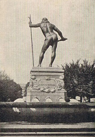 Vater-Rhein-Brunnen