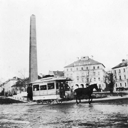 Karolinenplatz