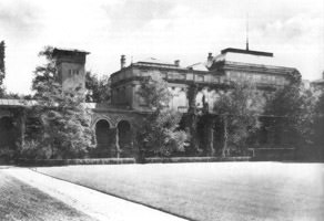 Das Kunstvereingebäude im Hofgarten