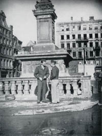 Die Mariensäule im (ommer 1945