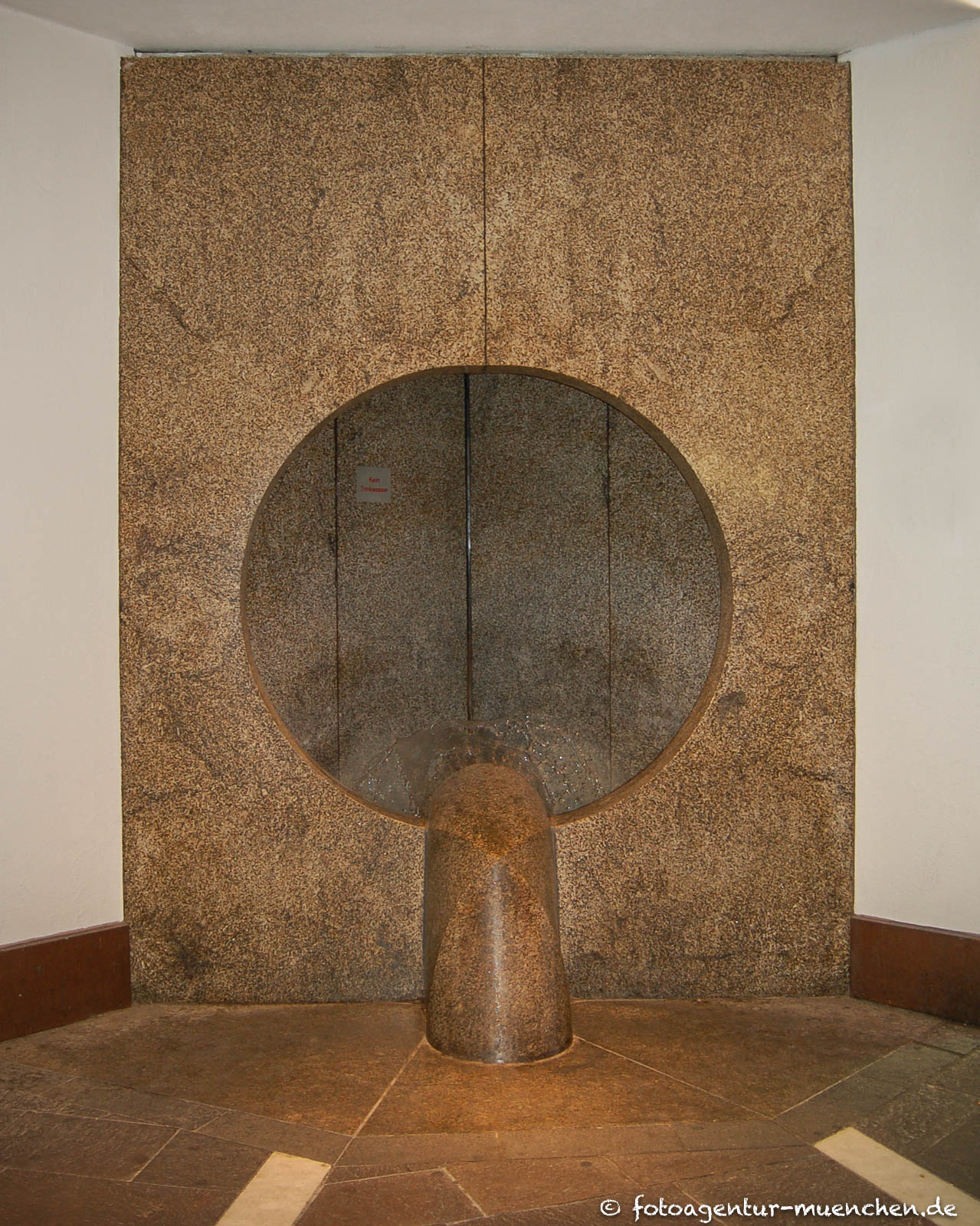 Lichtmuschel im Asamhof