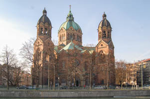 Evang.-Luth. Pfarrkirche St. Lukas