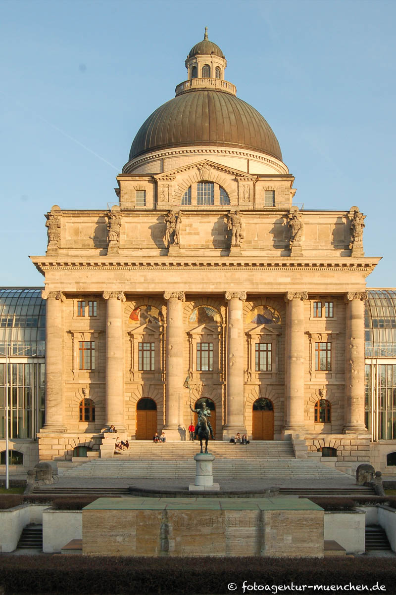 Ehemaliges Armeemuseum