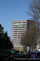 Bauarbeiten vor der Sprenung des Agfa Hochhaus