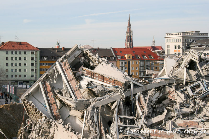 Sprengung des Agfa Hochhauses