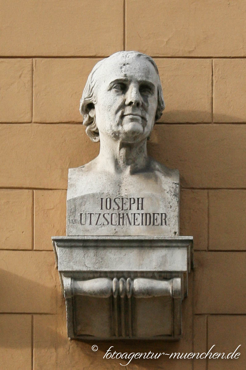 Büste - Joseph von Utzschneider - Halbig Johann von – Denkmal/Kunstwerk in München