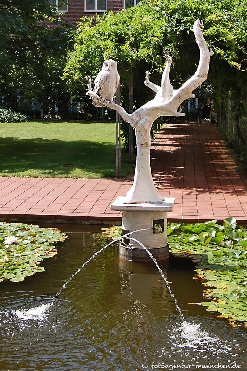 Eulenbrunnen - Henselmann Josef – Denkmal/Kunstwerk in München