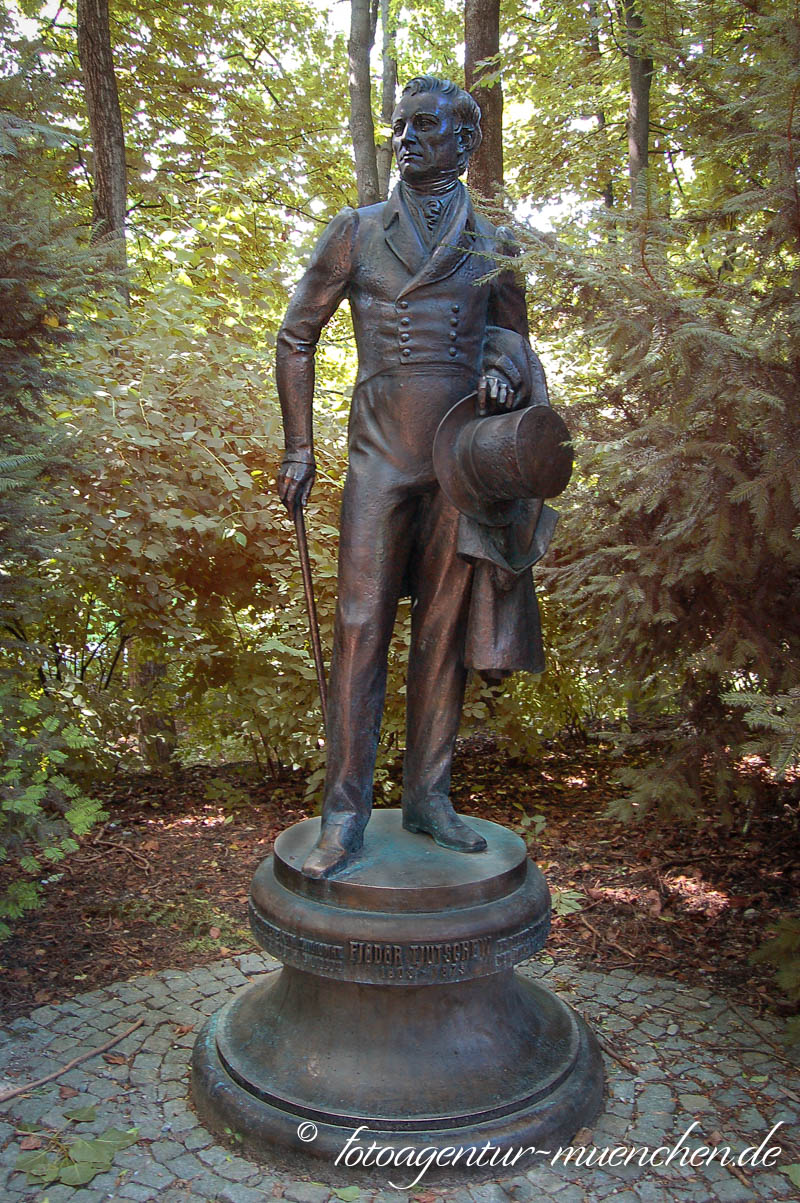 Fjodor Tjuttschew – Denkmal/Kunstwerk in München