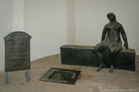 Stadler junior Toni - Heinrich-Heine-Brunnen