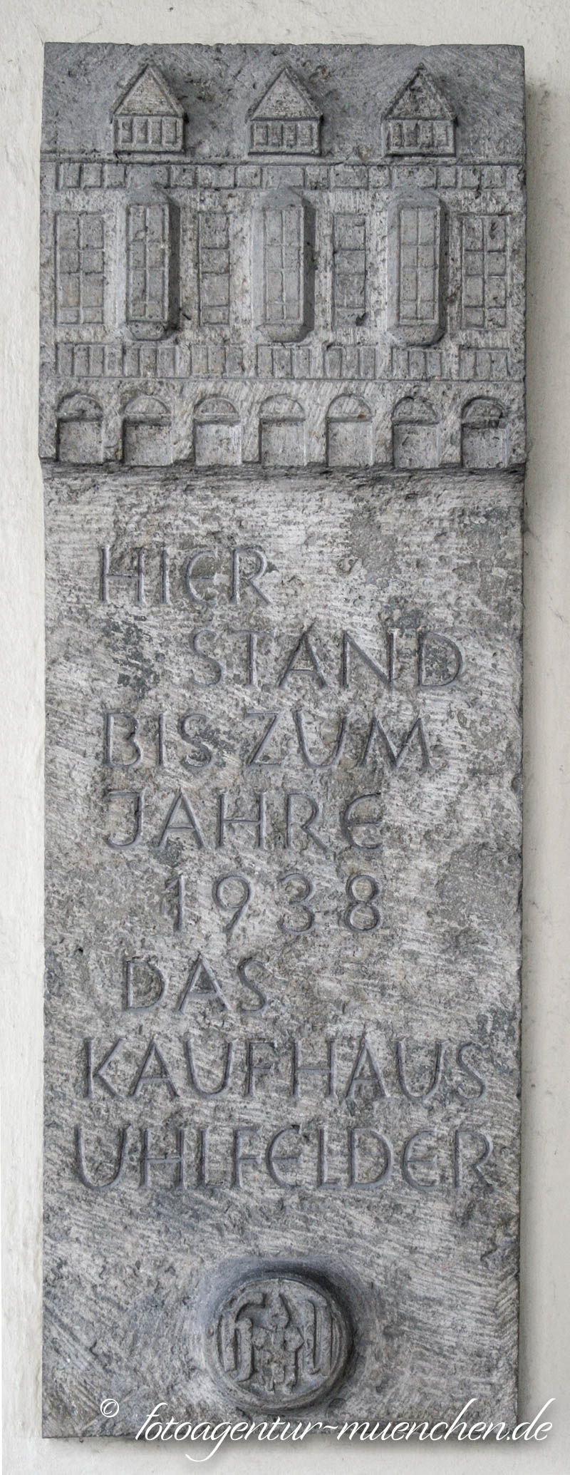 Kaufhaus Uhlfelder - Oppenrieder Karl – Denkmal/Kunstwerk in München
