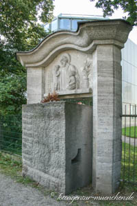 Mahnmal - Sammellager für jüdische Mitbürger