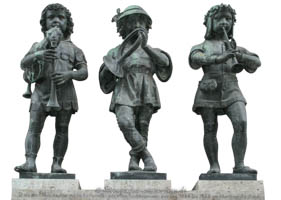 Fischbrunnen-Figuren