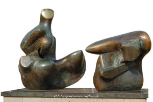 Zweiteilige liegende Figur 1969