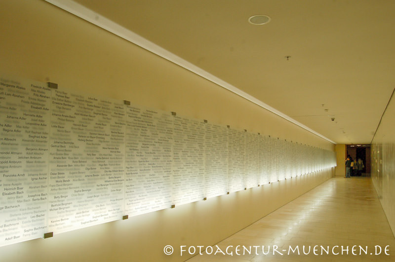 Gang der Erinnerung - Soanca-Pollak Georg – Denkmal/Kunstwerk in München