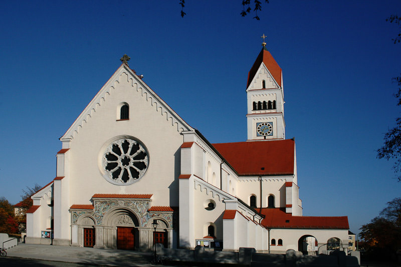 Maria Schutz in Pasing