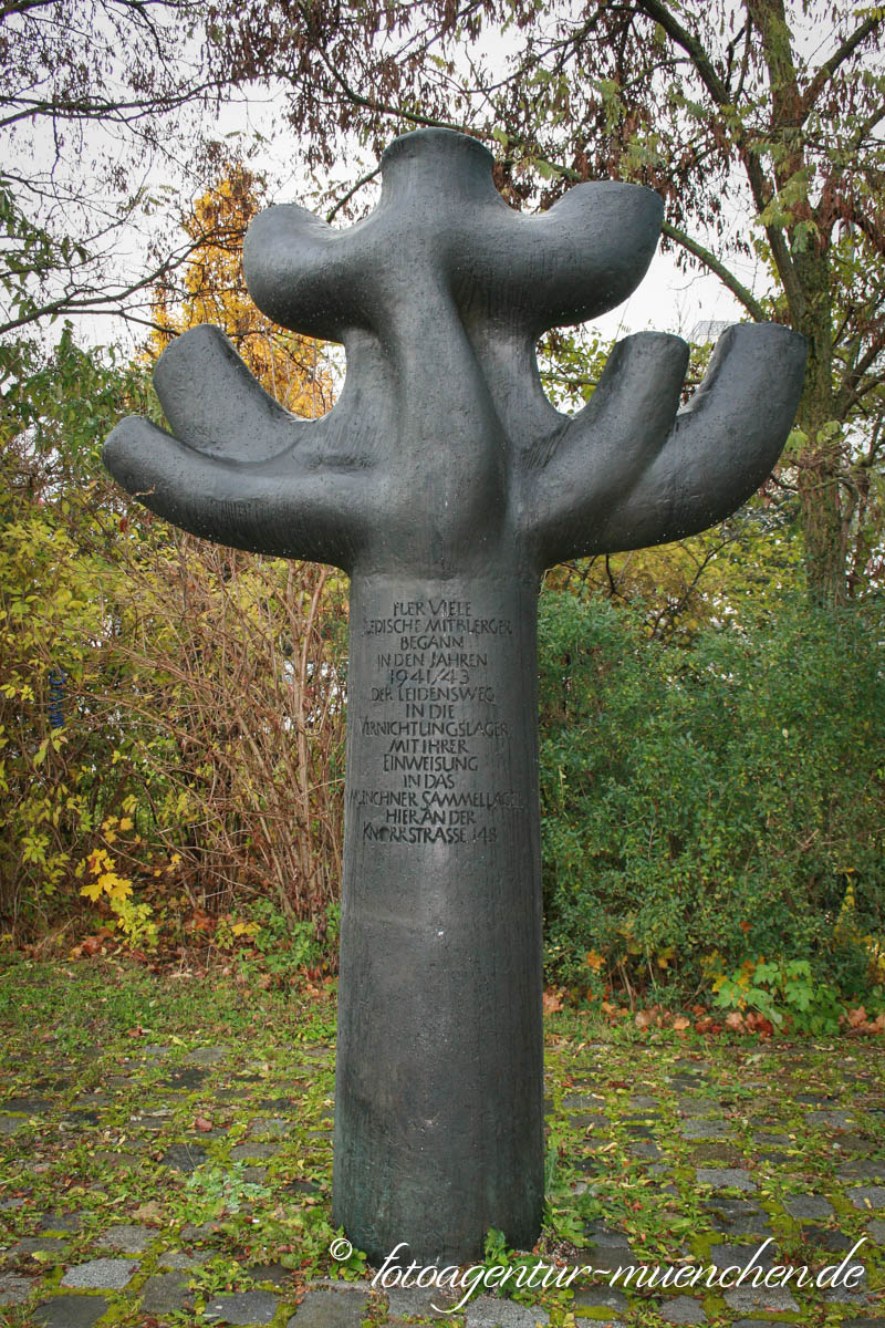 Mahnmal für das Milbertshofener Judenlager - Lippl Robert – Denkmal/Kunstwerk in München