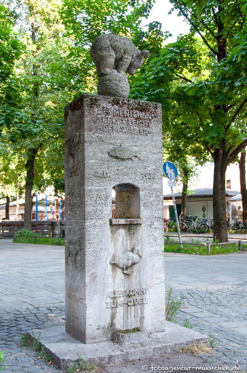 Bären-Brunnen - Müller Georg – Denkmal/Kunstwerk in München