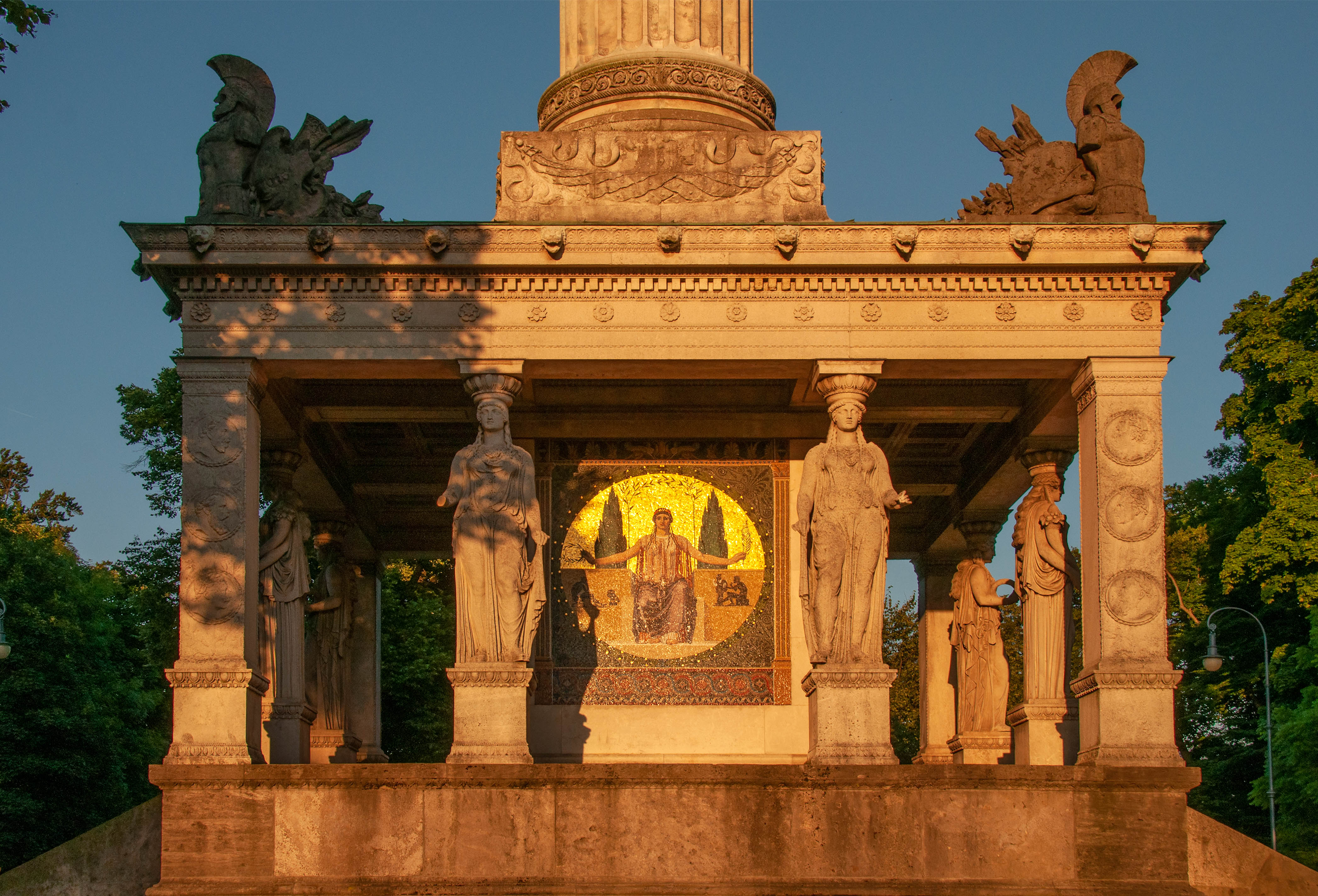 Friedensdenkmal auf der Prinzregenten Terrasse um 