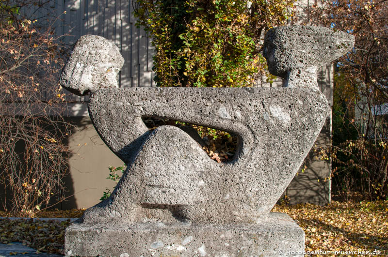 Fröhliches Spiel - Mastaller Sepp – Denkmal/Kunstwerk in München