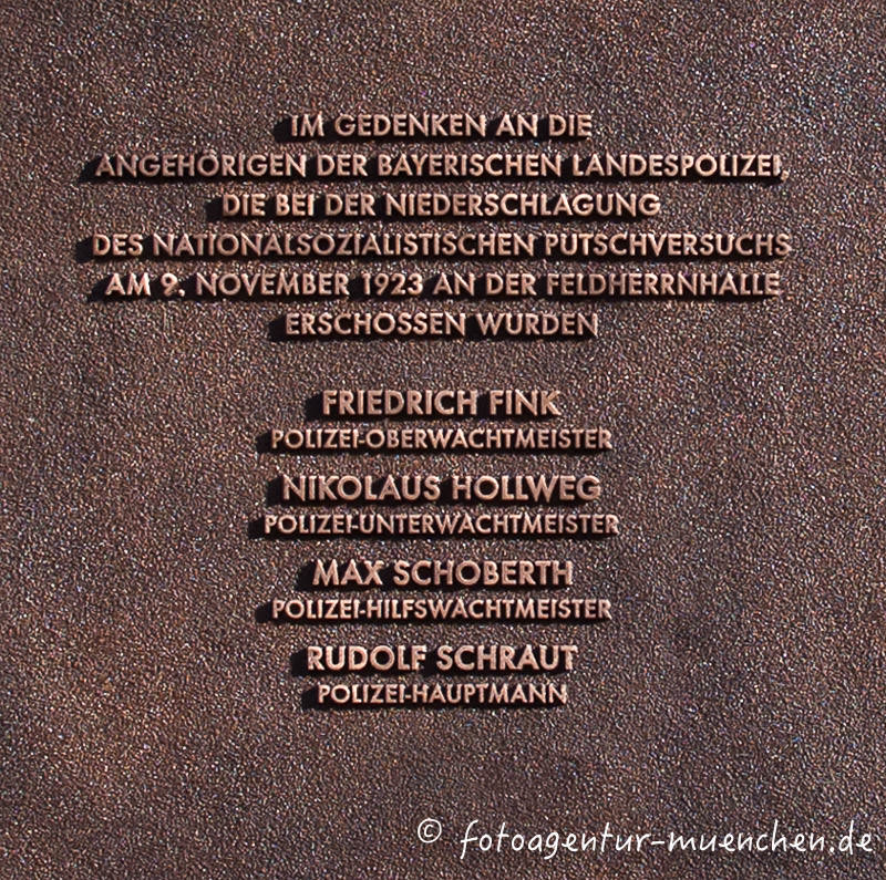 Gedenktafel für vier getöteten Landespolizisten – Denkmal/Kunstwerk in München