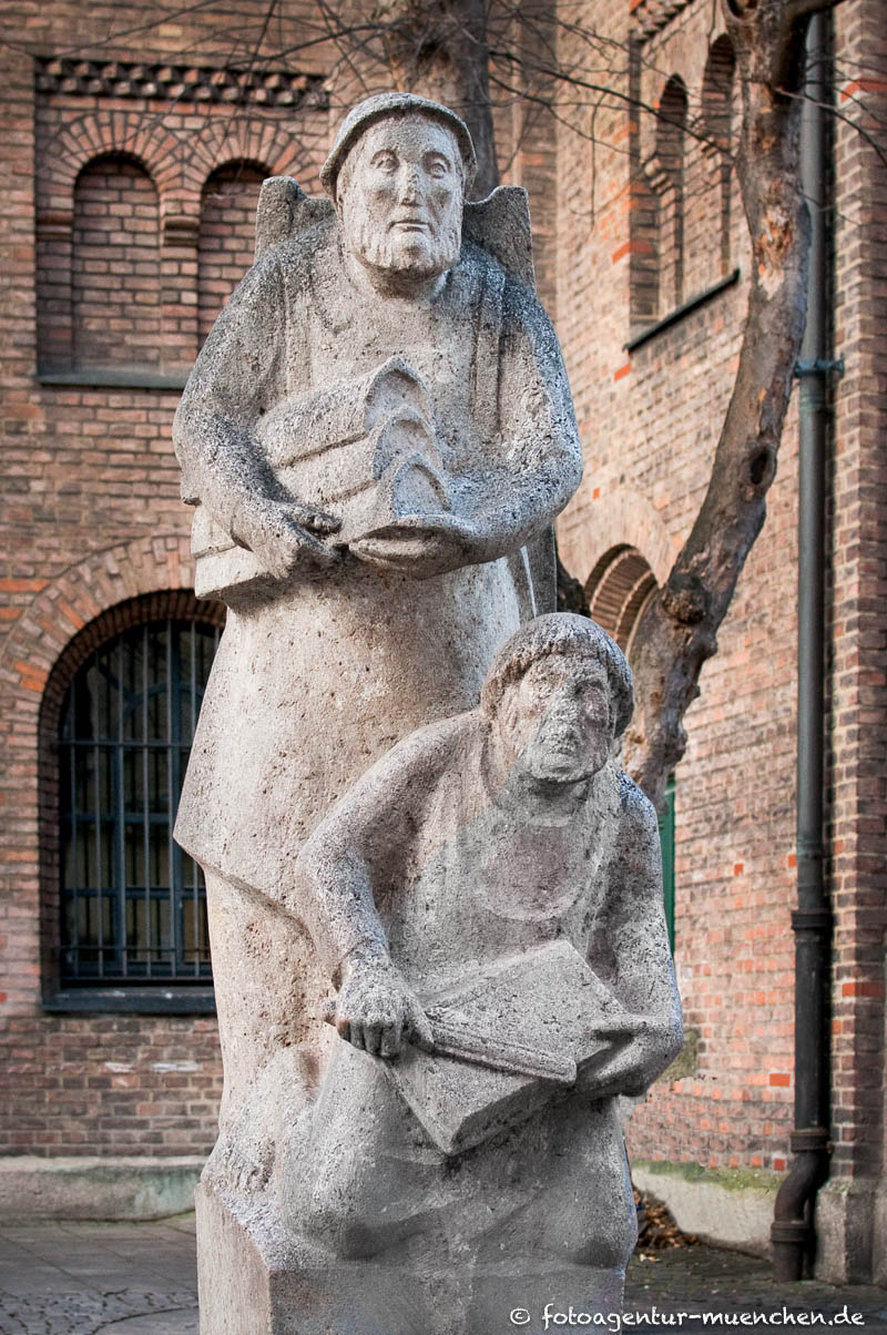 Ziegelbrennerbrunnen - Osel Hans – Denkmal/Kunstwerk in München
