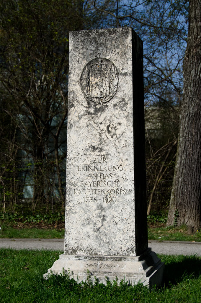 Gedenkstein - Bayerisches Kadettenkops