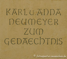 Gedenktafel - Karl und Anna Neumeyer