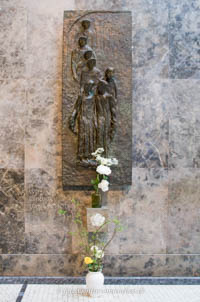 Denkmal  - Weiße Rose