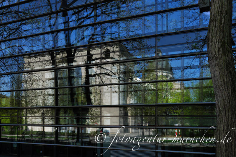 Bayerische Staatskanzlei