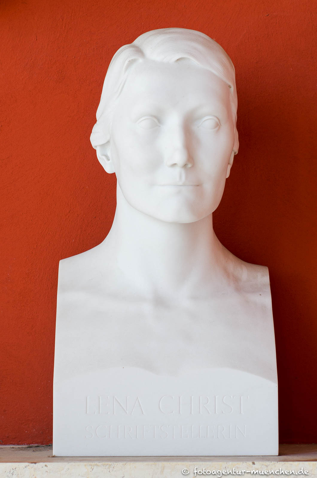 Ruhmeshalle - Lena Christ