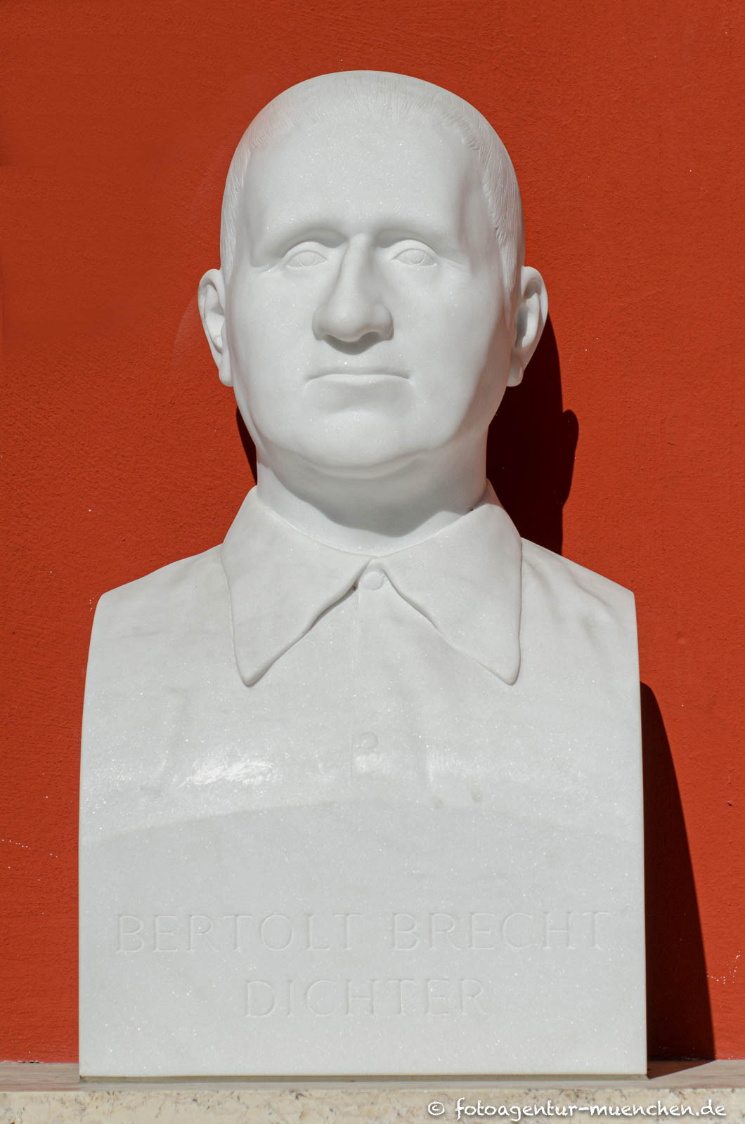 Ruhmeshalle - Bertolt Brecht