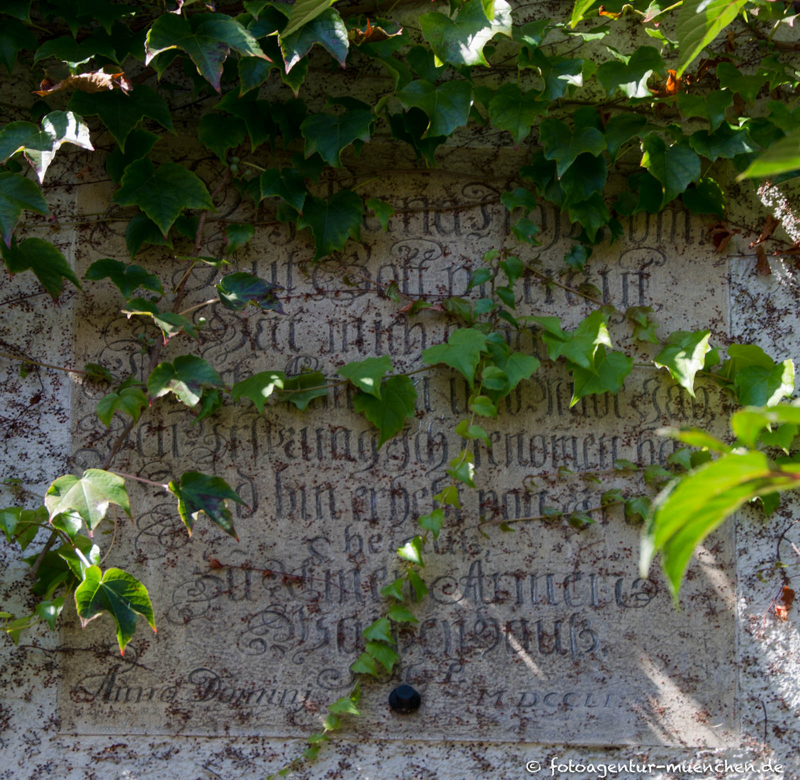 Gedenktafel - Waisenhaus in der Au
