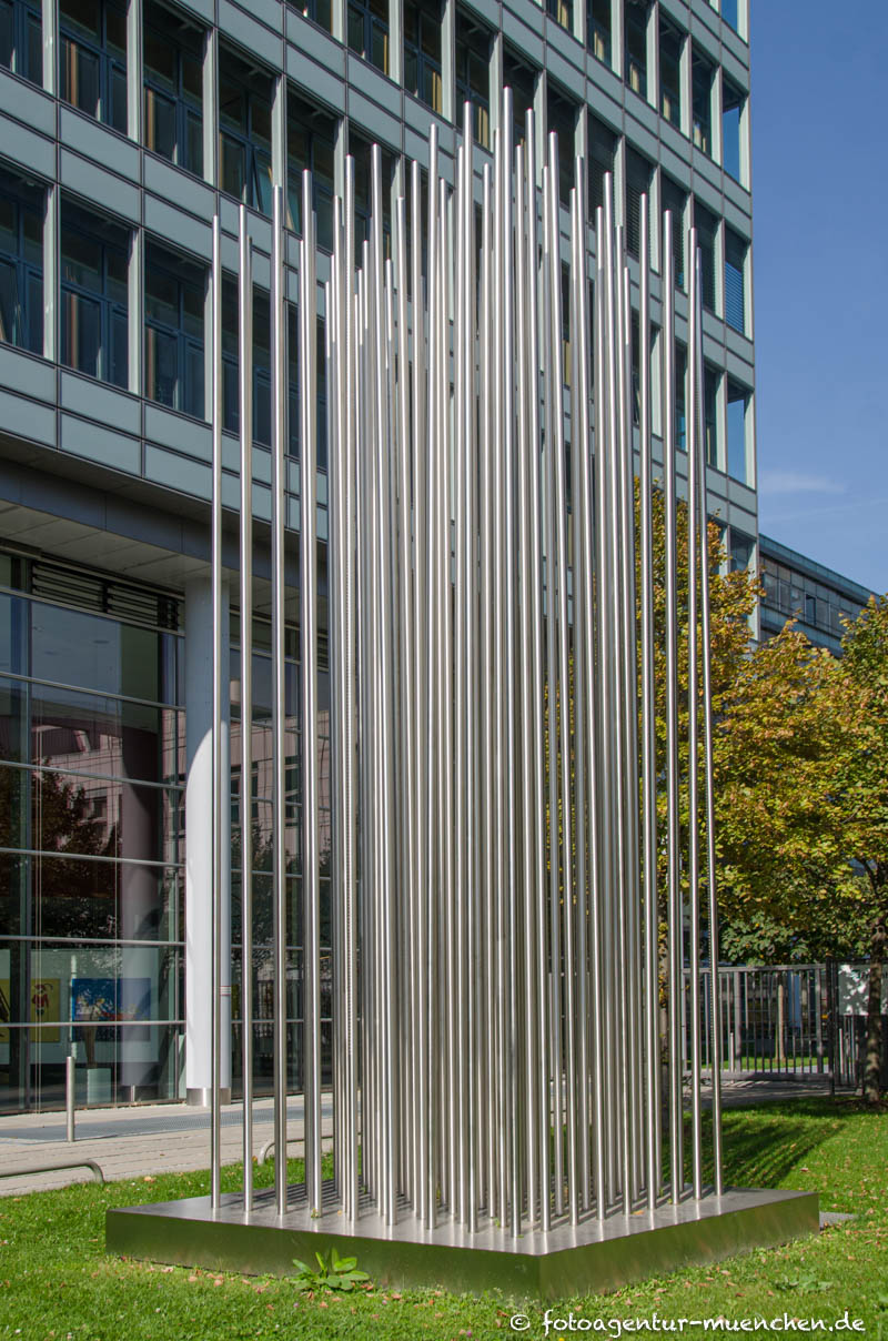 Moving Lines - Föst Reinhold – Denkmal/Kunstwerk in München