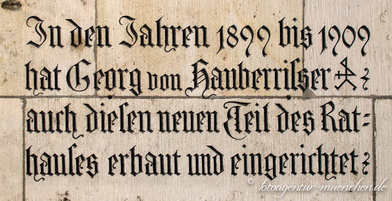 Neues Rathaus - Georg Hauberrisser – Denkmal/Kunstwerk in München