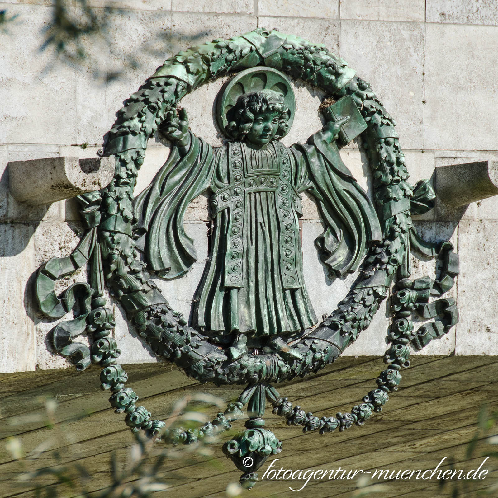 Münchner Kindl an der Max-Joseph-Brücke