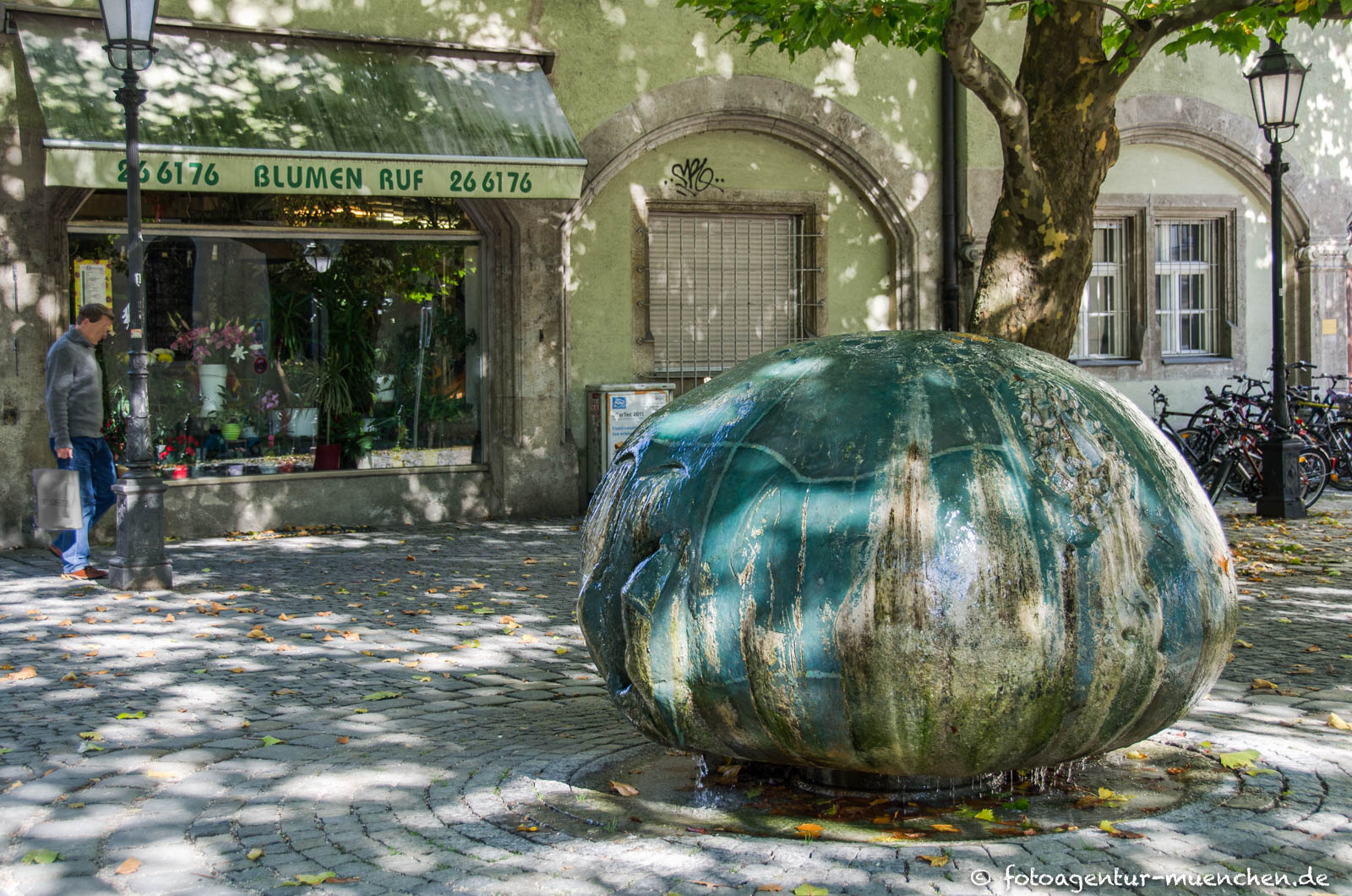Spitzwegbrunnen