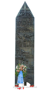Gedenkstele für die Luftkriegsopfer 1959