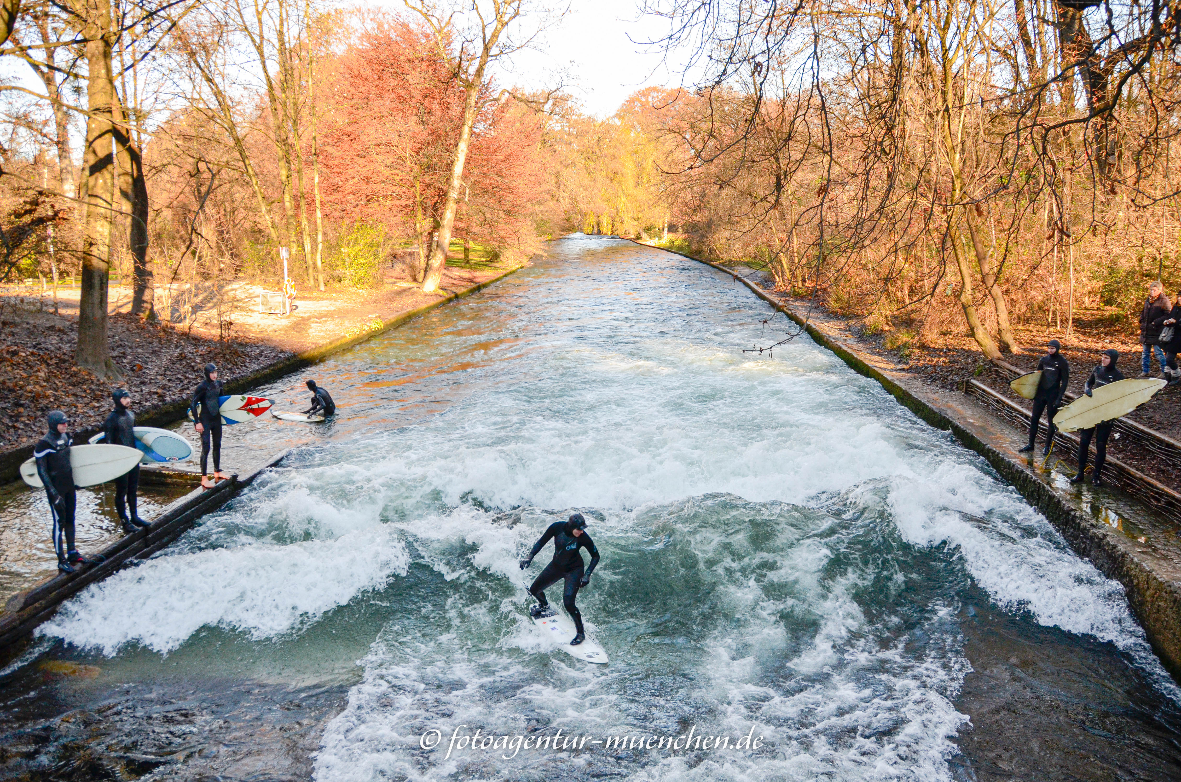 Eisbachwelle