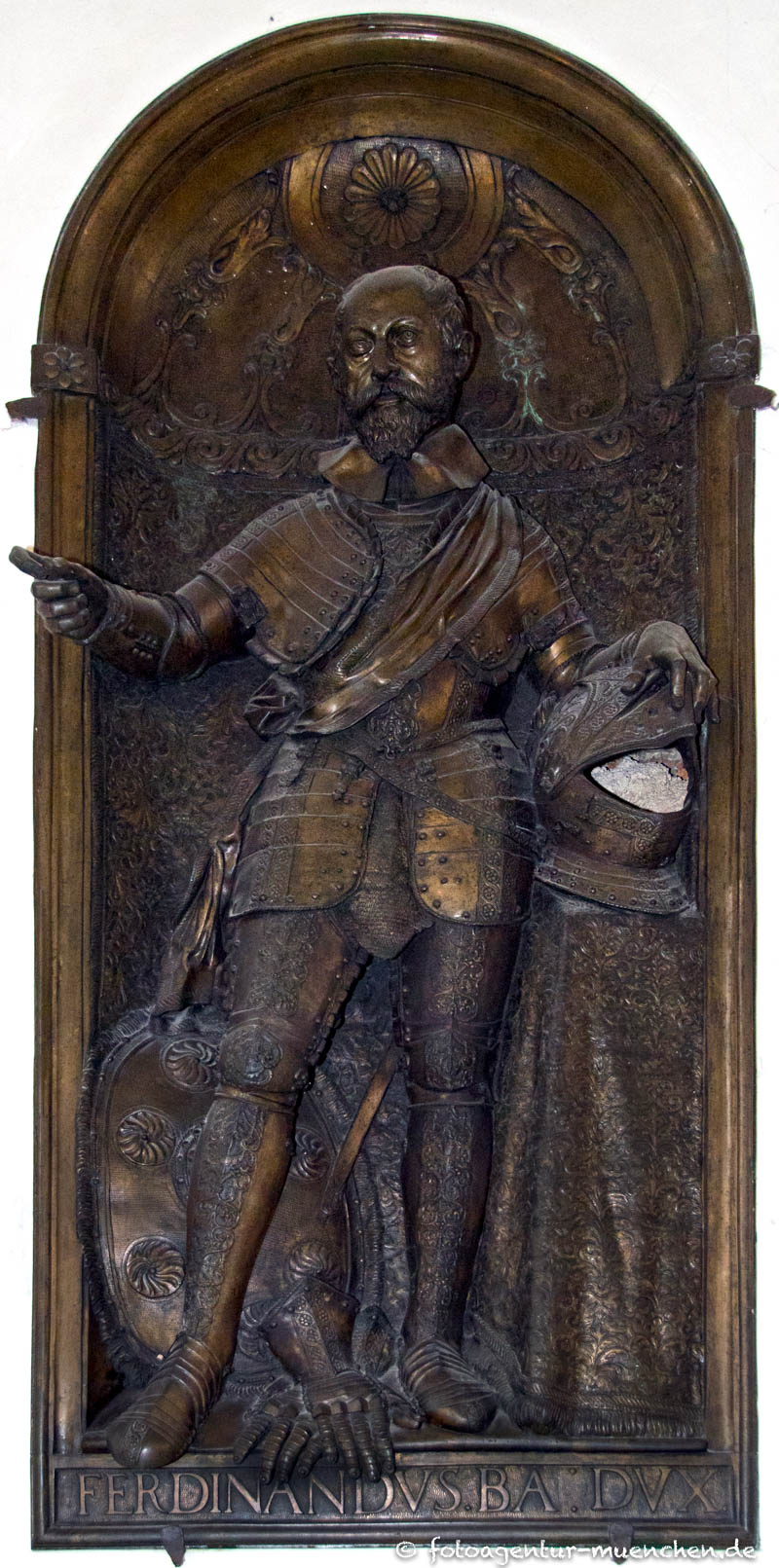 Grabplatte für Ferdinand von Bayern - Krumpper Hans – Denkmal/Kunstwerk in München