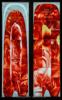 Glas-Bronze-Portal „Deus Caritas Est“ 