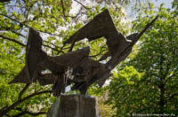 Auffliegende-Vögel-Brunnen