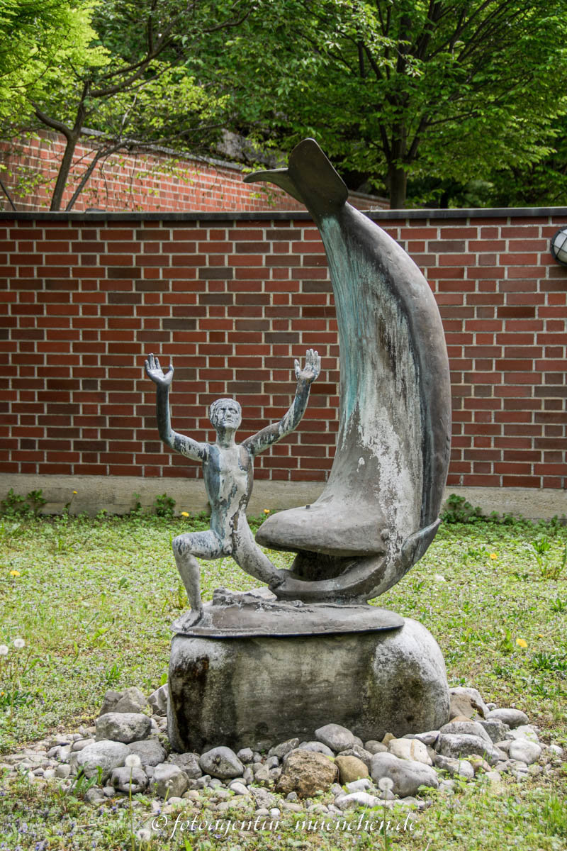 Jonas mit dem Walfisch - Friederichsen Roland – Denkmal/Kunstwerk in München