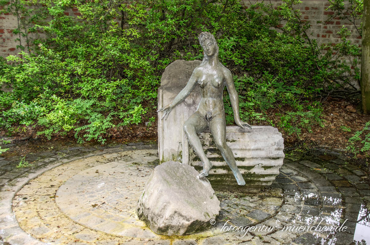 Berolina-Brunnen - Rauch Ernst Andreas – Denkmal/Kunstwerk in München