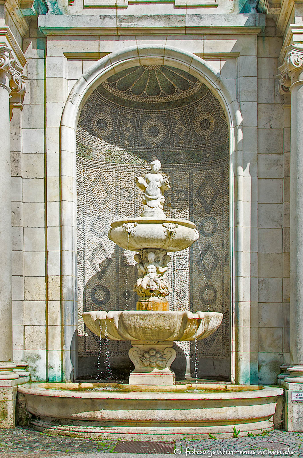 Nischenbrunnen am Bayerischen Nationalmuseum