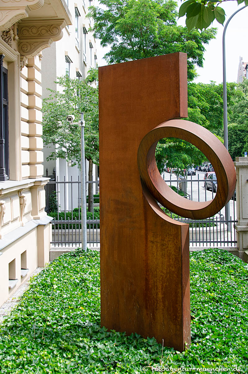 Ziele - Hesse Ernst – Denkmal/Kunstwerk in München