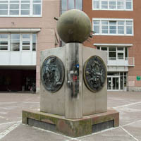 Denkmal: Allegorie der Lehre