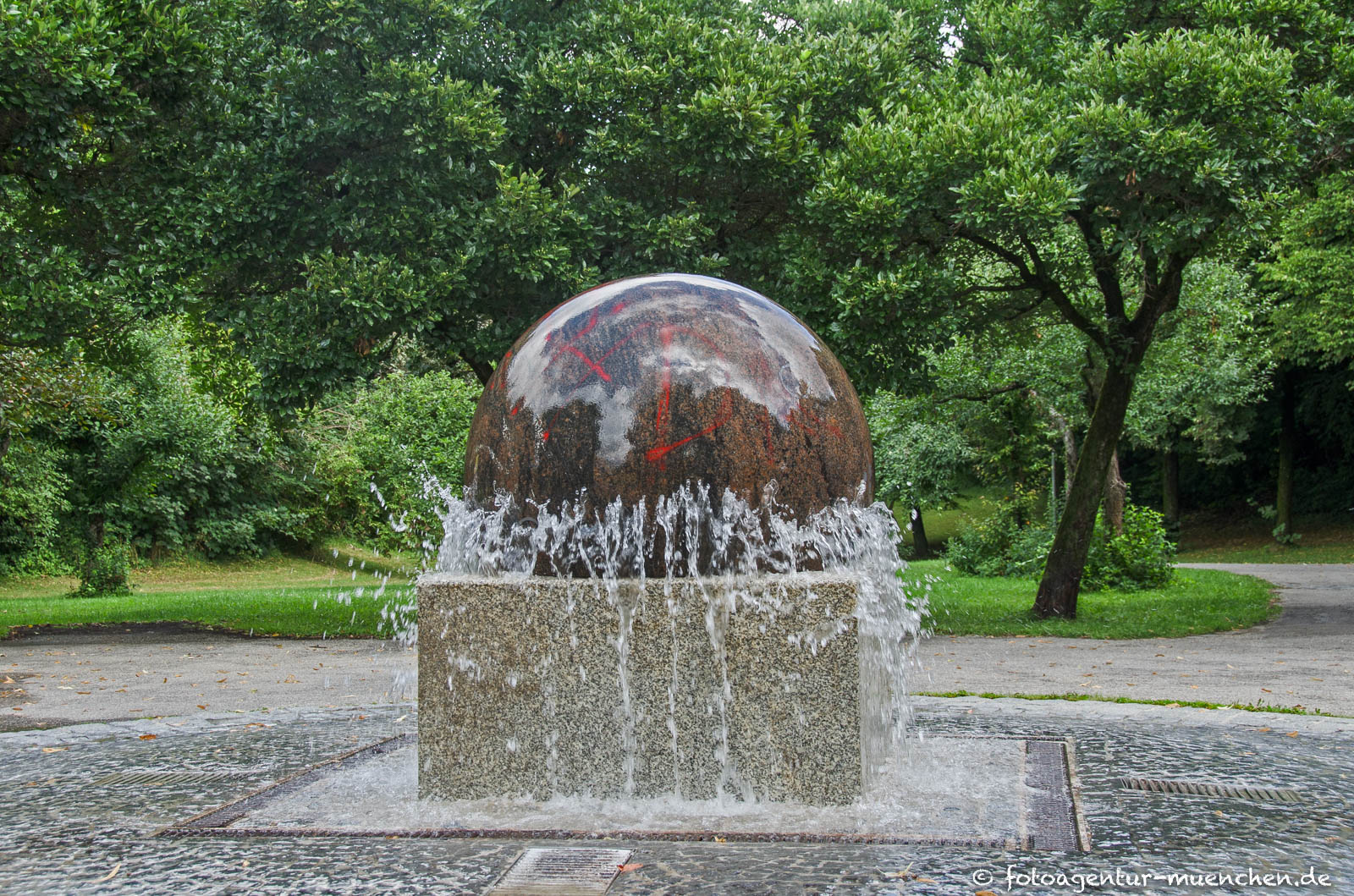 Kugelbrunnen