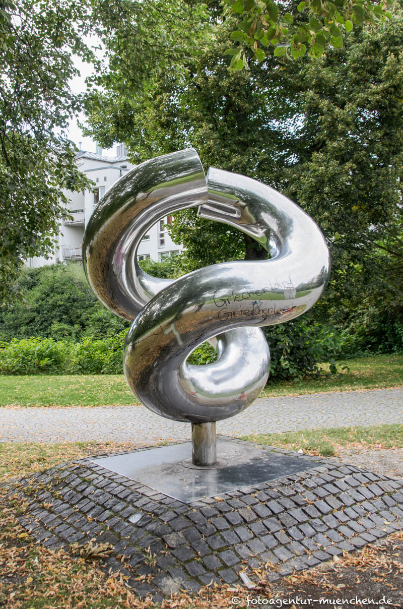 Die Bewegung - Schlegel Helmut – Denkmal/Kunstwerk in München