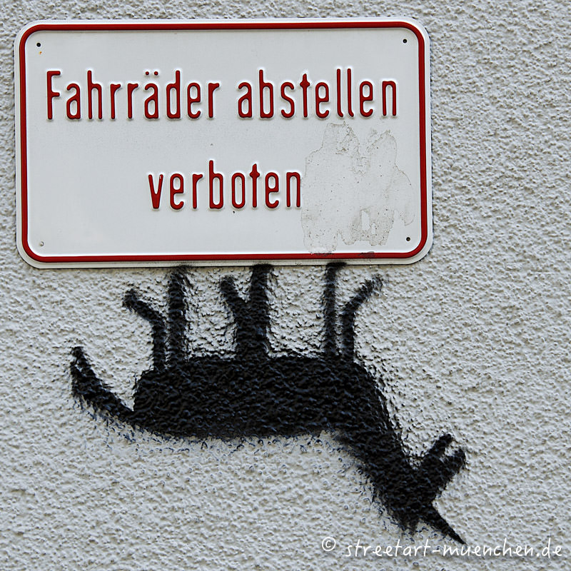 Stencil - Lama