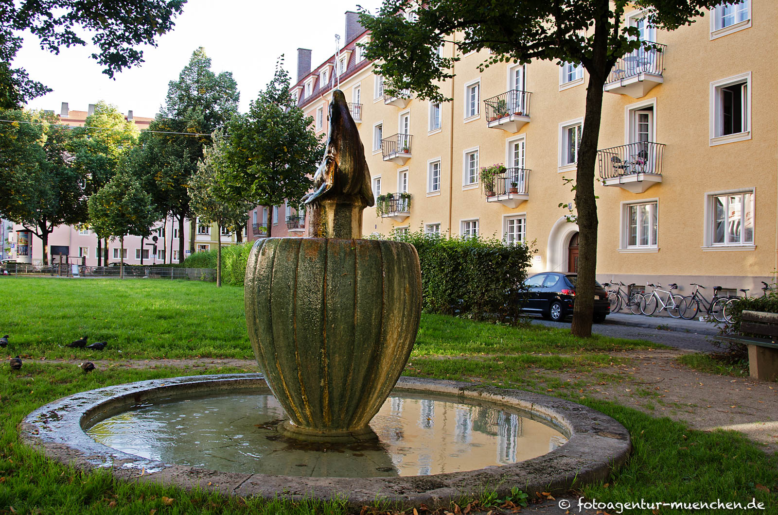 Seehundbrunnen von Emil Manz